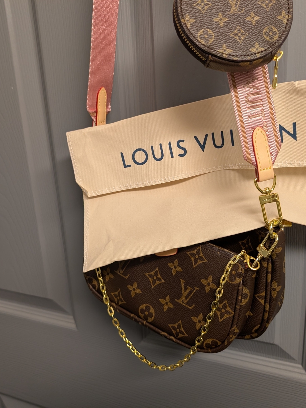 Unbranded Designer-Inspired Crossbody - Picture 16 of 16
